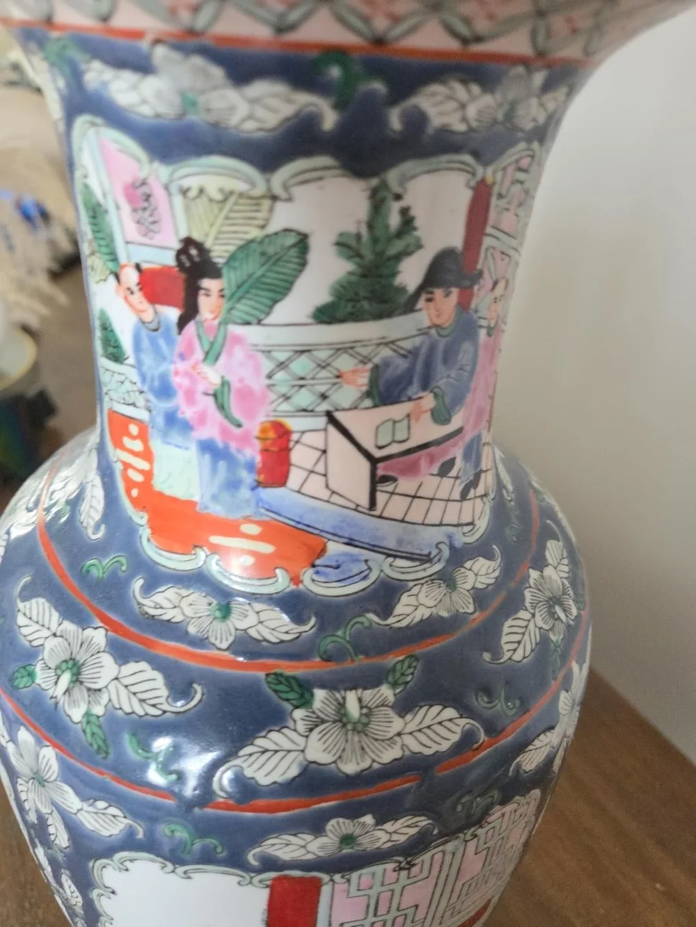Vintage Chinese Famille Rose / Rose Medallion Porcelain Vase